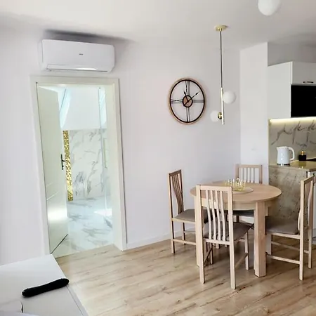 Apartman Karkonosze - Klimatyzowany Charlotte Na Deptaku Z Parkingiem W Cenie *