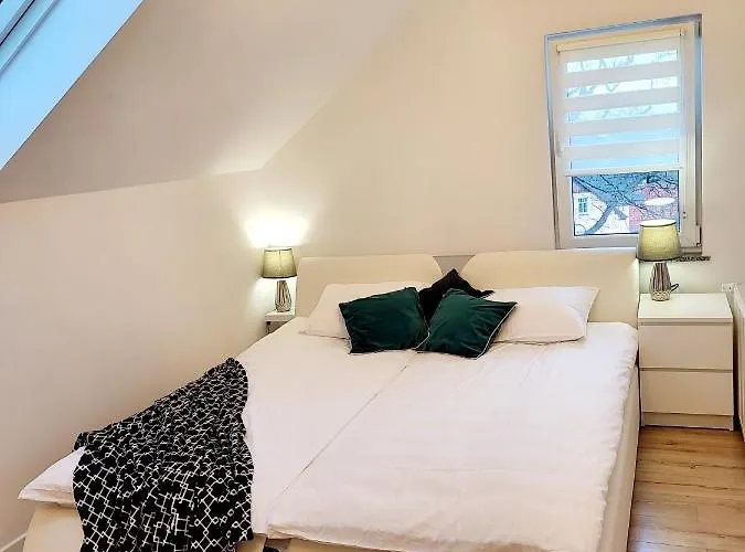 Karkonosze - Klimatyzowany Charlotte Na Deptaku Z Parkingiem W Cenie Apartman