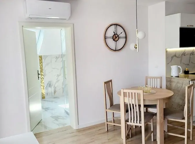 Apartman Karkonosze - Klimatyzowany Charlotte Na Deptaku Z Parkingiem W Cenie *