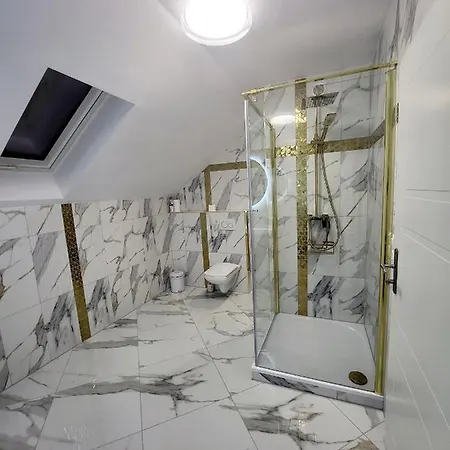 Karkonosze - Klimatyzowany Charlotte Na Deptaku Z Parkingiem W Cenie Karpacz